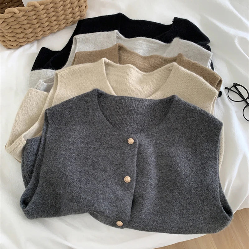 Knitted Sleeveless Cardigan