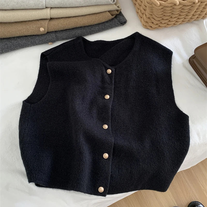 Knitted Sleeveless Cardigan